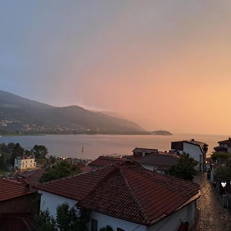 Sun & Moon Apartment Ohrid Extérieur photo